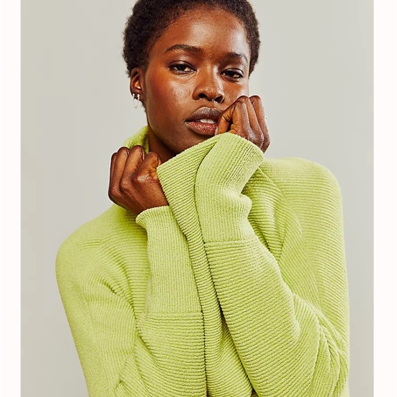 NWT Free People Ottoman in Celery Green - Picture 5 of 9